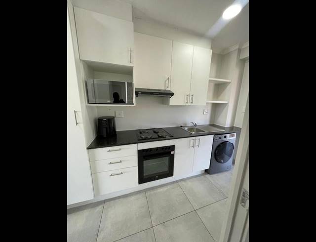 1 BEDROOM APARTMENT FOR SALE IN HAYFIELDS